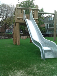 Kunstgras voor speeltuin in Terheijden